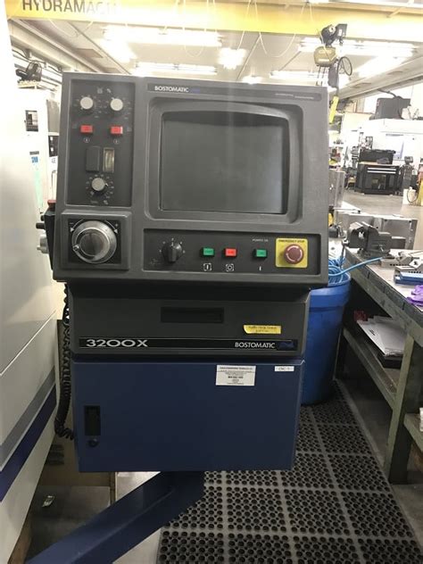 Used BOSTOMATIC 300 Machining Centers, Vertical 11206